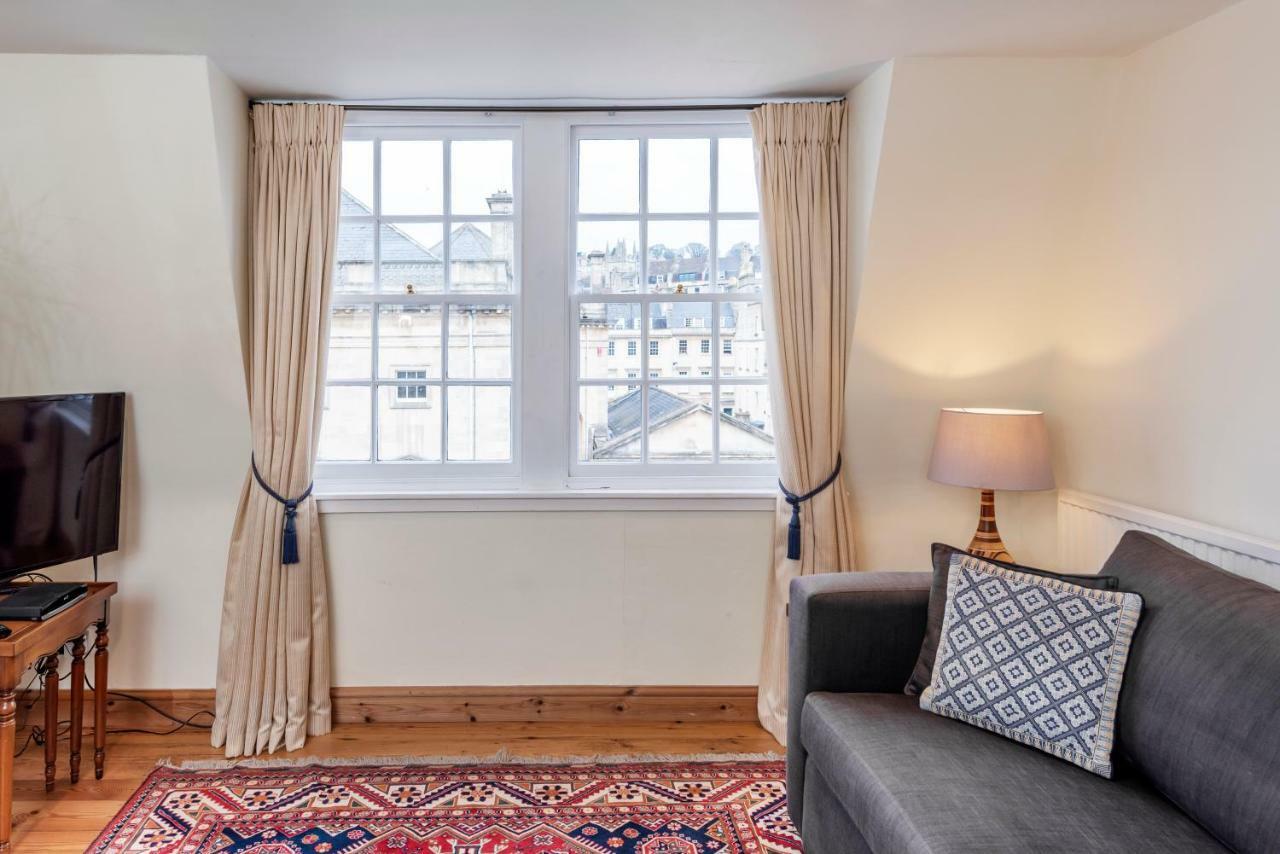 Central Bath Near The Circus With Parking Apartment Luaran gambar