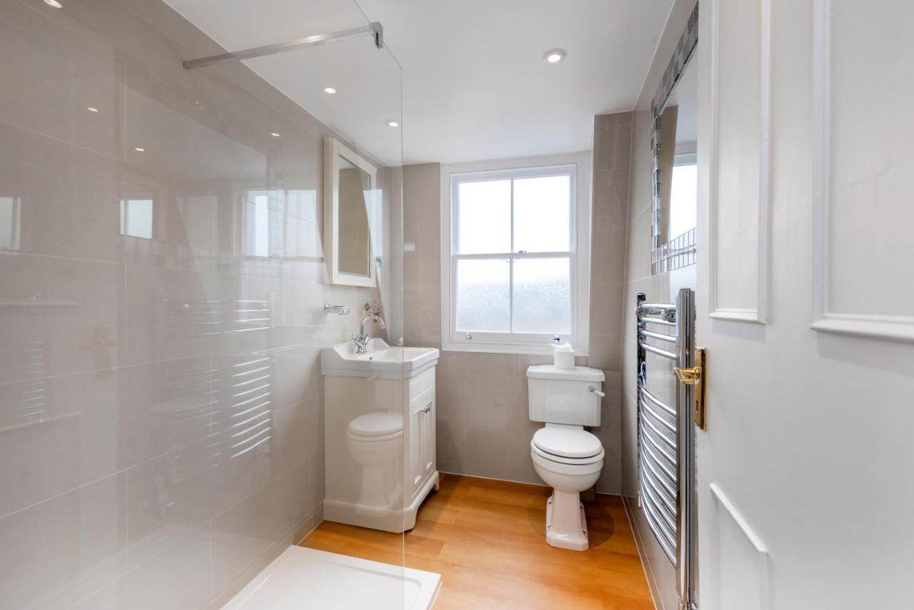 Central Bath Near The Circus With Parking Apartment Luaran gambar